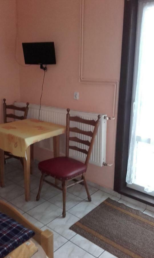 Pokoje Goscinne U Danuty Mizerna Exterior foto